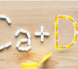 Bổ sung canxi và vitamin D đúng cách - Bí quyết ngừa loãng xương