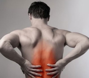 Đau lưng giữa phải làm sao? – 5 phương pháp cải thiện hiệu quả